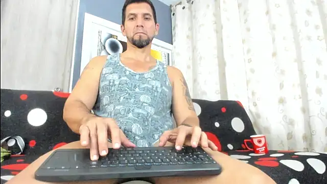 JULESLAKES online show from June 2026 02:33:01 PM