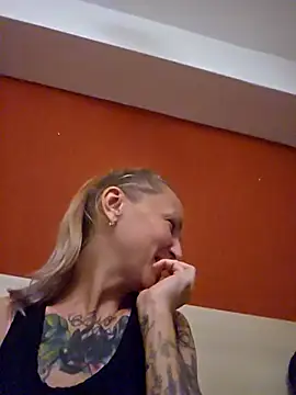 bigpuff hott online show from October 2025 09:46:01 PM