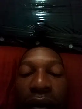 Snapshot of Vuyokaki chatting on November 2025 04:25:01 AM Vuyokaki online show from November 2025 04:25:01 AM