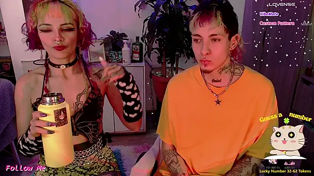 Snapshot of badeyes_crazygoat chatting on September 2025 12:54:02 PM badeyes crazygoat online show from September 2025 12:54:02 PM