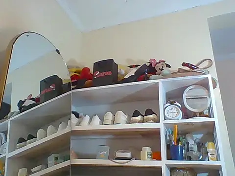 Snapshot of Poisonous_Ivy chatting on April 2026 12:00:02 AM Poisonous Ivy online show from April 2026 12:00:02 AM