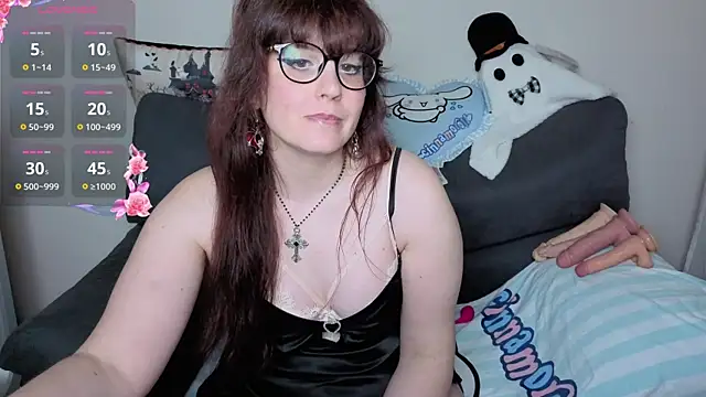 Snapshot of talia_bloodina chatting on May 2026 10:43:01 AM talia bloodina online show from May 2026 10:43:01 AM