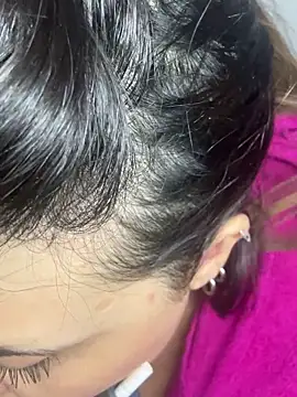 Snapshot of Novababy18 chatting on March 2025 02:04:02 AM Novababy18 online show from March 2025 02:04:02 AM