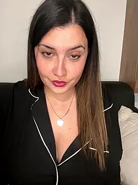 Snapshot of Novababy18 chatting on January 2026 10:47:02 PM Novababy18 online show from January 2026 10:47:02 PM