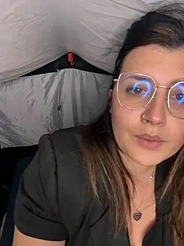 Snapshot of Novababy18 chatting on February 2026 01:13:02 AM Novababy18 online show from February 2026 01:13:02 AM