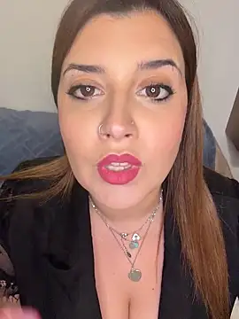 Novababy18 online show from May 2026 09:01:01 PM
