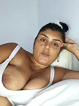 Snapshot of AlyDenalioficial chatting on March 2025 09:13:02 PM AlyDenalioficial online show from March 2025 09:13:02 PM