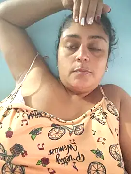 AlyDenalioficial online show from November 2025 12:59:01 PM