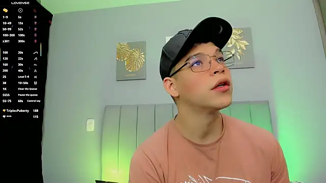 Snapshot of jake_and_joaquin chatting on March 2025 07:43:02 AM jake and joaquin online show from March 2025 07:43:02 AM