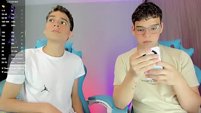 Snapshot of jake_and_joaquin chatting on March 2025 06:05:01 AM jake and joaquin online show from March 2025 06:05:01 AM