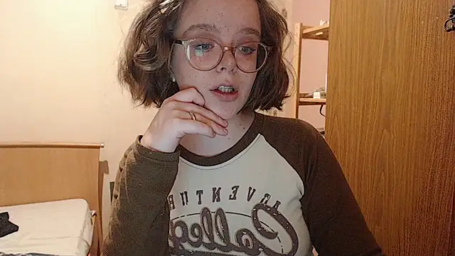 Chmiri cb online show from January 2025 05:37:02 PM