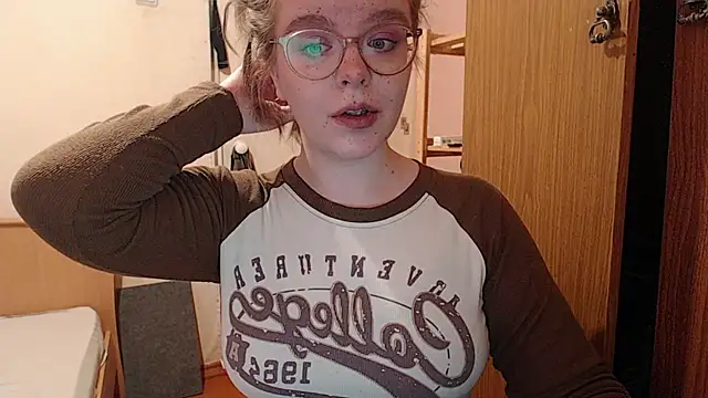 Chmiri cb online show from January 2025 04:44:01 AM