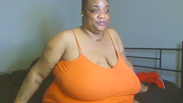 NaughtyHottieBBW online show from June 2026 04:21:02 AM