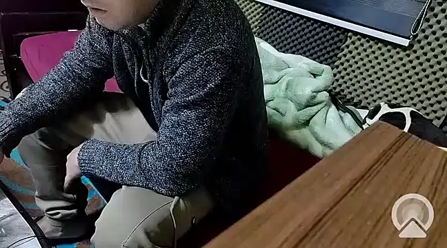 Snapshot of Arabeyes chatting on March 2025 11:14:01 PM Arabeyes online show from March 2025 11:14:01 PM