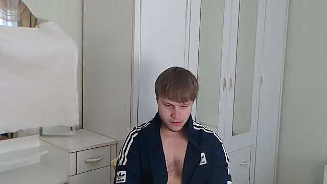 Snapshot of Zoro1999 chatting on March 2025 10:00:02 AM Zoro1999 online show from March 2025 10:00:02 AM