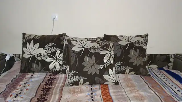 Nika Shiny online show from February 2025 05:15:02 AM