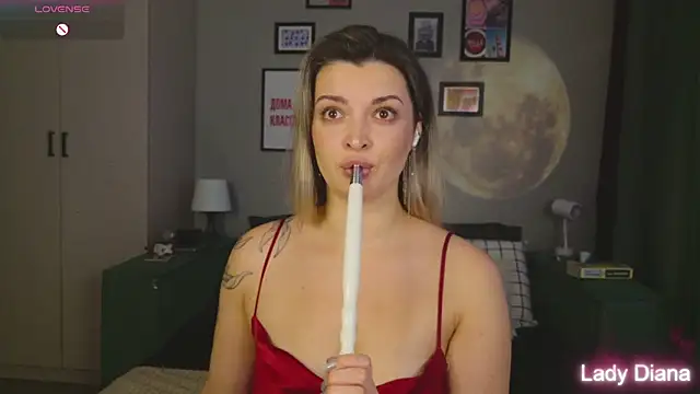 LancasterLady online show from November 2025 12:34:01 PM