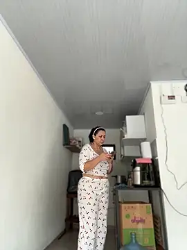 my-kitty online show from May 2026 06:16:01 PM