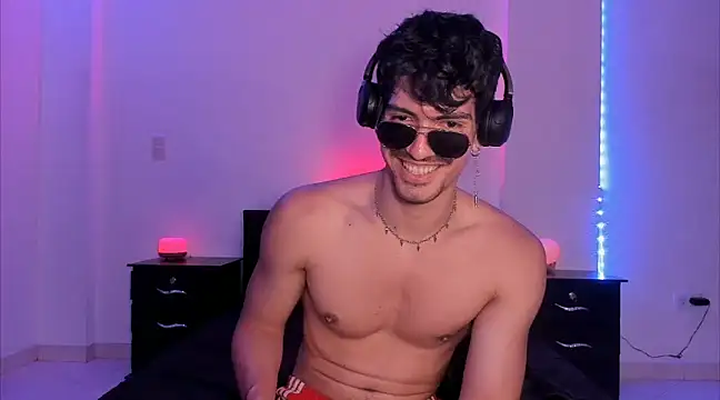 Snapshot of magnusifrit chatting on January 2025 03:07:02 AM magnusifrit online show from January 2025 03:07:02 AM