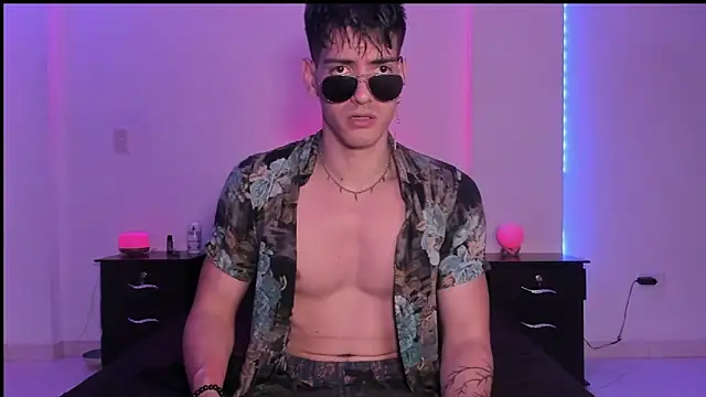 Snapshot of magnusifrit chatting on January 2025 09:05:02 PM magnusifrit online show from January 2025 09:05:02 PM