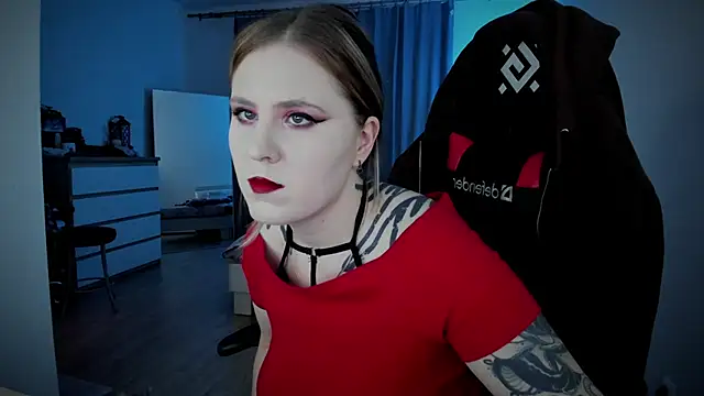 Olivia Munk online show from December 2024 09:39:01 AM