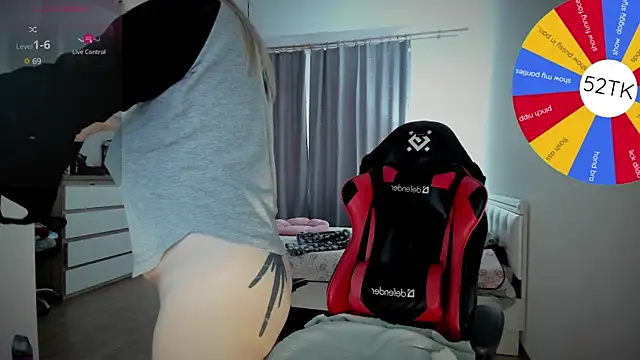 Olivia Munk online show from January 2025 09:39:01 AM