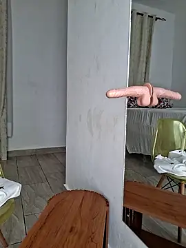 Kamdollie online show from October 2025 05:48:02 AM