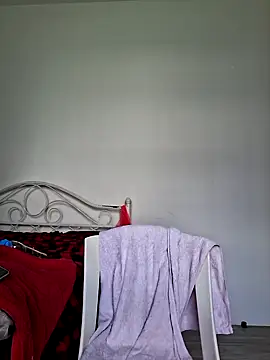 Kamdollie online show from May 2026 06:40:02 AM