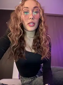 MichelleFerry  online show from March 2025 01:42:02 AM