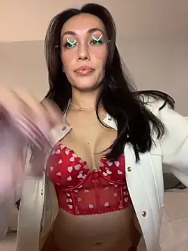 MichelleFerry  online show from December 2025 05:47:01 AM