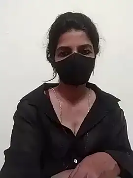 Snapshot of Shuttii_25 chatting on December 2024 05:55:02 PM Shuttii 25 online show from December 2024 05:55:02 PM