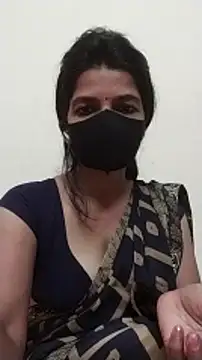 Snapshot of Shuttii_25 chatting on January 2025 08:26:02 AM Shuttii 25 online show from January 2025 08:26:02 AM