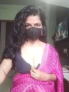 Snapshot of Shuttii_25 chatting on September 2025 04:45:01 AM Shuttii 25 online show from September 2025 04:45:01 AM