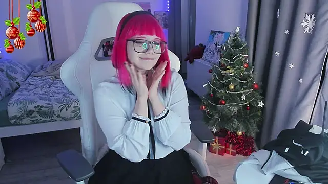 Snapshot of Yumi_Youkai chatting on December 2024 09:47:02 PM Yumi Youkai online show from December 2024 09:47:02 PM