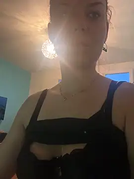 Snapshot of BabyNila chatting on October 2025 06:14:02 AM BabyNila online show from October 2025 06:14:02 AM