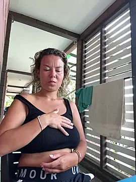 Snapshot of BabyNila chatting on February 2026 02:45:01 AM BabyNila online show from February 2026 02:45:01 AM