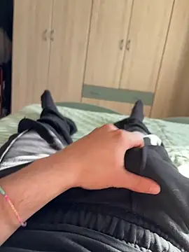 giovanni5281 online show from April 2026 03:56:01 PM