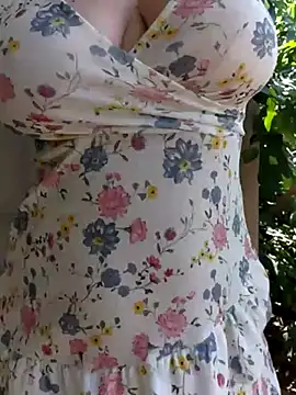 Snapshot of SexyMichellexo chatting on July 2026 12:33:01 PM SexyMichellexo online show from July 2026 12:33:01 PM