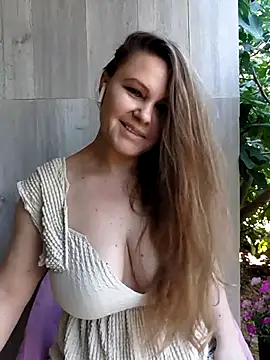 Snapshot of SexyMichellexo chatting on July 2026 11:23:02 AM SexyMichellexo online show from July 2026 11:23:02 AM