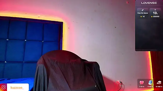 kuzzcoo online show from March 2025 11:32:02 PM