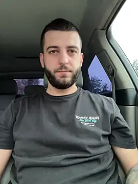 ElChapoGuzman95 online show from February 2025 06:15:01 AM