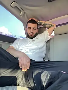 ElChapoGuzman95 online show from February 2025 10:25:02 AM