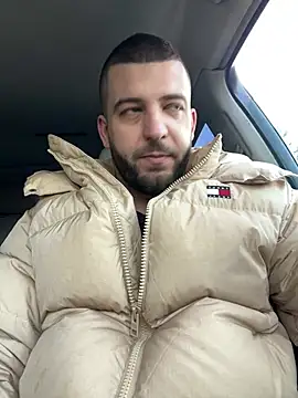 ElChapoGuzman95 online show from February 2025 06:33:01 AM