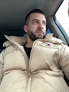 ElChapoGuzman95 online show from February 2025 06:02:01 AM