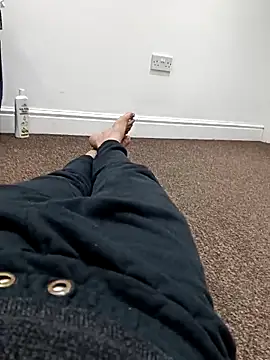 Snapshot of addu24 chatting on March 2025 10:43:01 PM addu24 online show from March 2025 10:43:01 PM