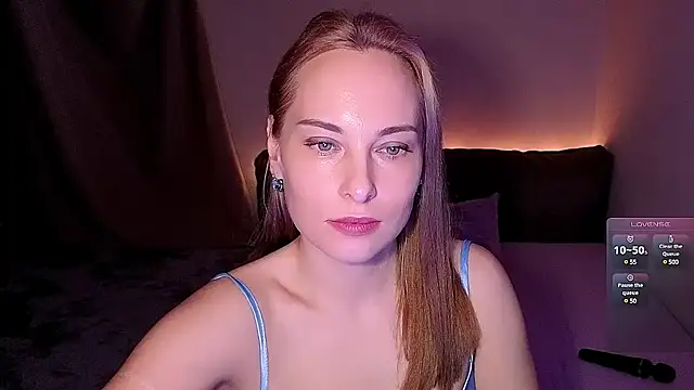 Snapshot of AdeleLady chatting on January 2025 07:00:02 PM AdeleLady online show from January 2025 07:00:02 PM