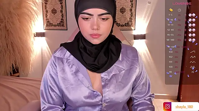 shayla 18 online show from February 2025 02:22:02 AM