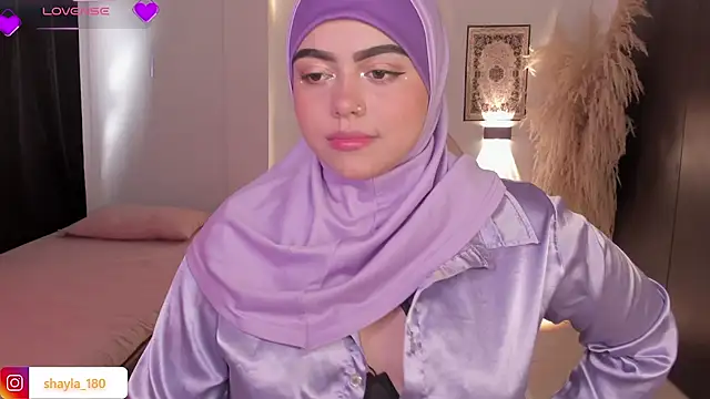 Snapshot of shayla_18 chatting on November 2025 07:23:02 PM shayla 18 online show from November 2025 07:23:02 PM