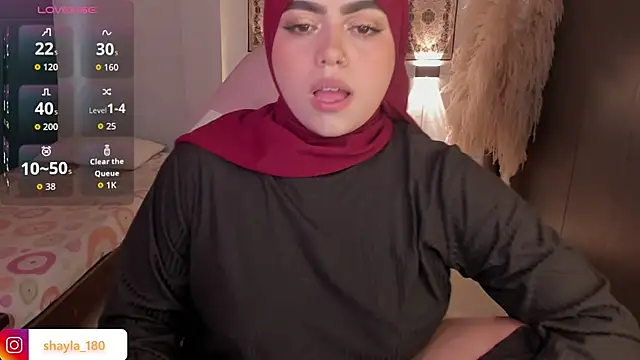 Snapshot of shayla_18 chatting on January 2026 09:18:02 PM shayla 18 online show from January 2026 09:18:02 PM