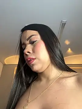 Snapshot of Miss_blue69 chatting on November 2025 01:38:02 AM Miss blue69 online show from November 2025 01:38:02 AM